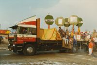 1986-02-08 09 Optocht Haonewagen